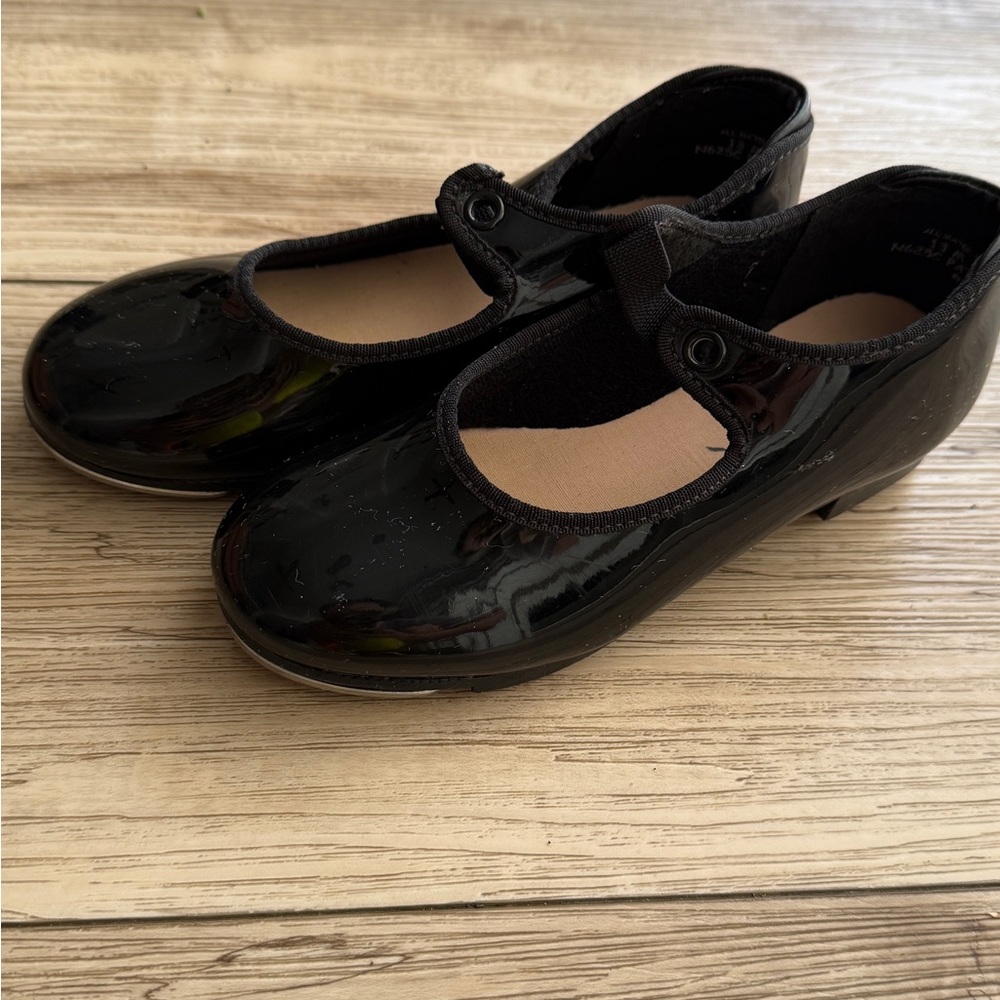 Tap shoes for kids